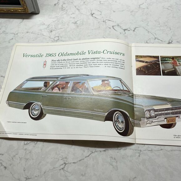 1965 Oldsmobile Station Wagon, Ninety-Eight, Starfire, Dynamic 88 Sales Brochure - Picture 3 of 9